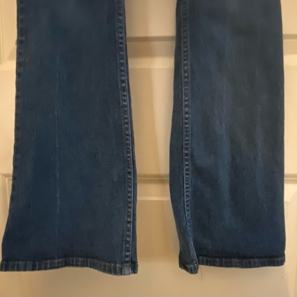 DNKY Sz-1R Previous Loved Good Condition Juniors Styled Skinny/LowCut/Flair - Picture 16 of 16